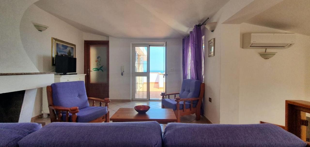 Appartamento Terrazza Vista Mare Cala Gonone Exteriér fotografie
